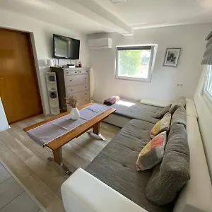 Viva 2 , Rovinj Kroatien